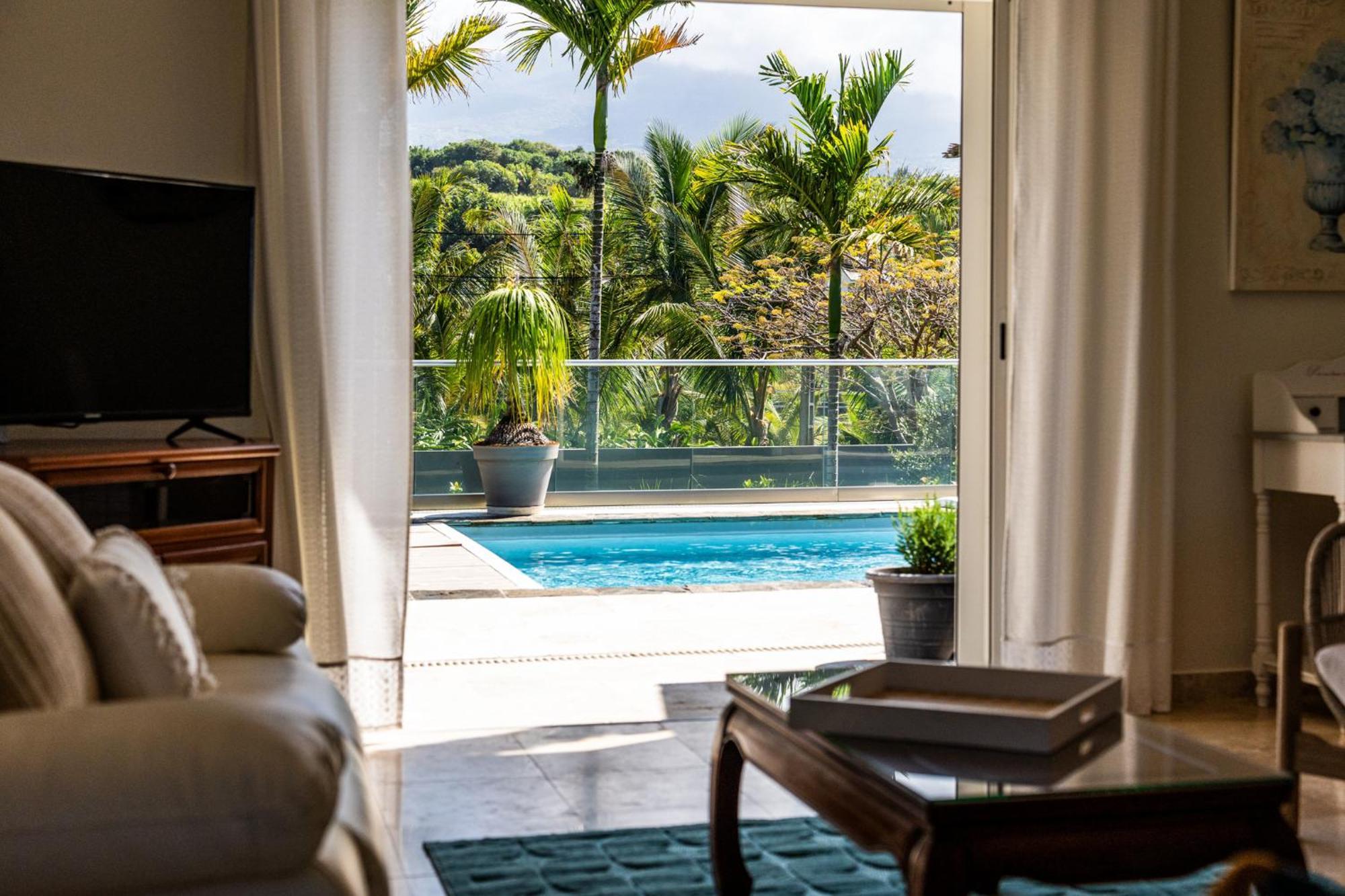 Villa Avec Piscine Vue Mer Et Montagne, En Pleine Nature 생조세프 외부 사진